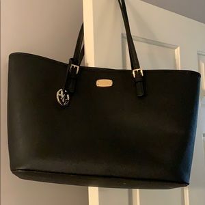 Michael Kors tote